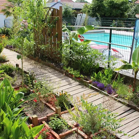 Le Ch'tipanier Bed & Breakfast Morcenx