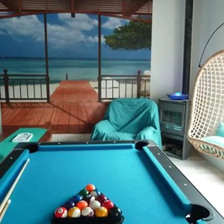 Le Ch'tipanier Bed & Breakfast 3*